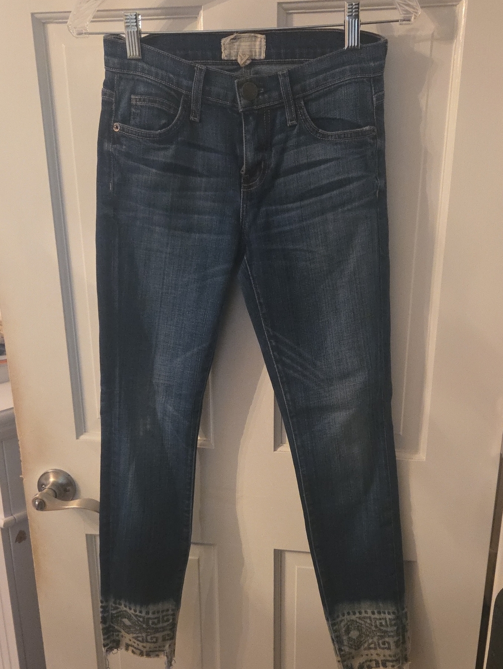 Current/Elliott Dark Blue Skinny Jeans with Patterned Hem